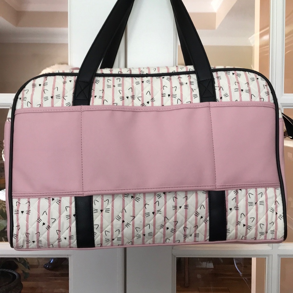 🆕 Betsey Johnson Kitty Weekender with Kitty Charm - Picture 6 of 8